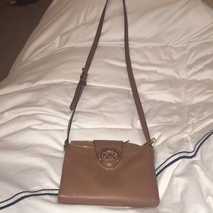 Great quality brown leather Michael Kors crossbody